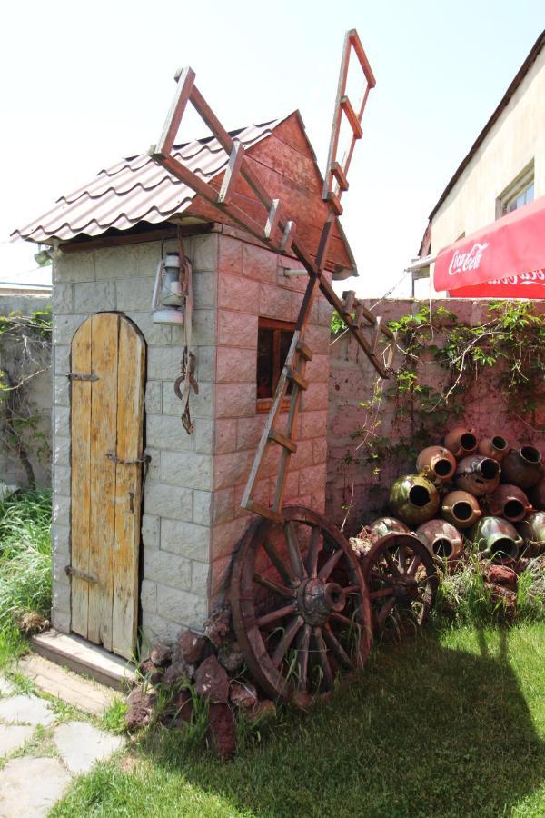 Gavar Mardoyan'S Guest House מראה חיצוני תמונה